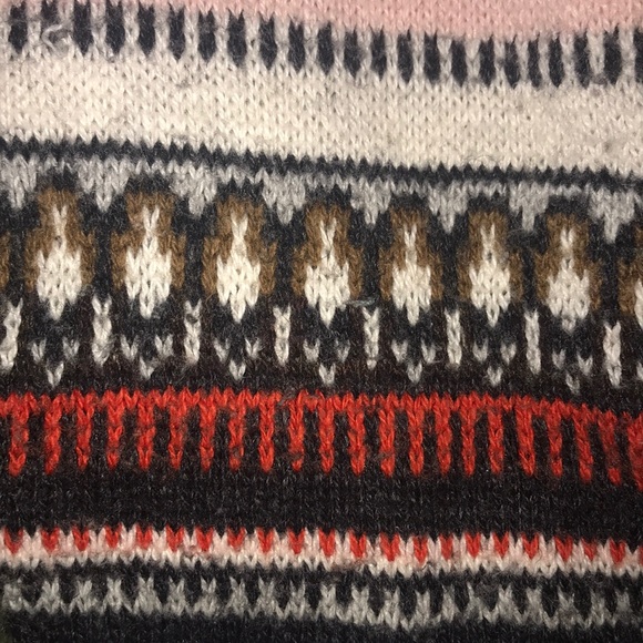 Patterned Sweater - Picture 3 of 4